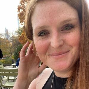 Meet your Posher, Lori